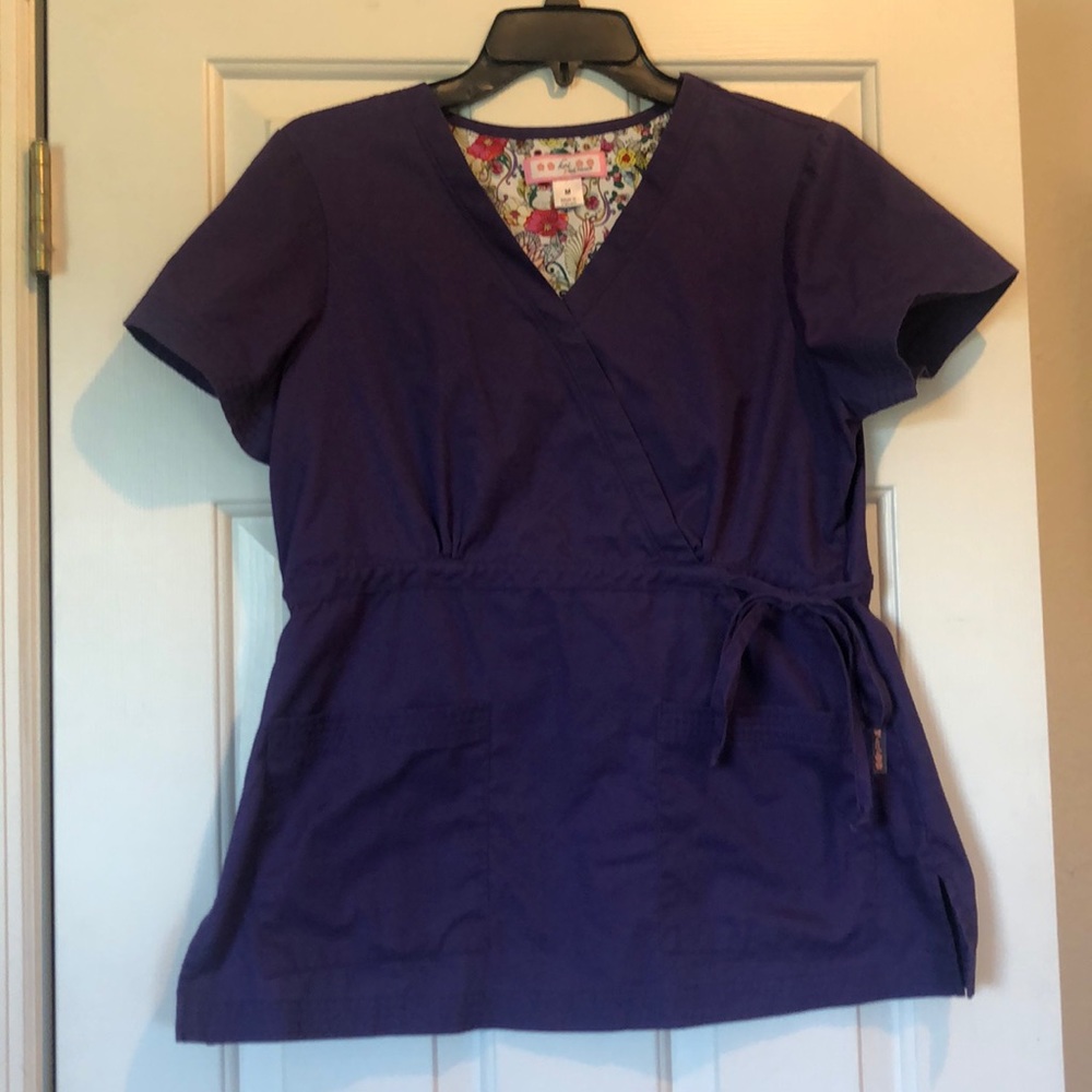 Koi scrub top